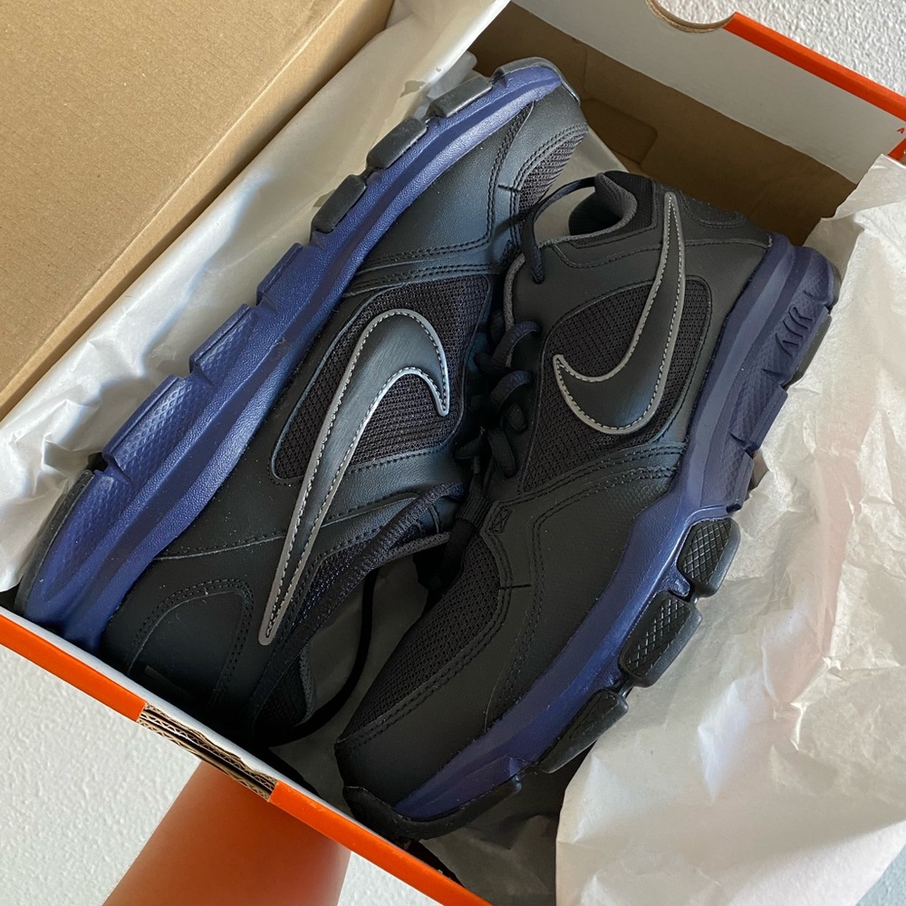 Nike Revolution 2